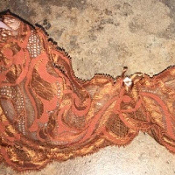 Coppertone Brown Victoria's Secret Lace Bra 34C - Picture 3 of 3